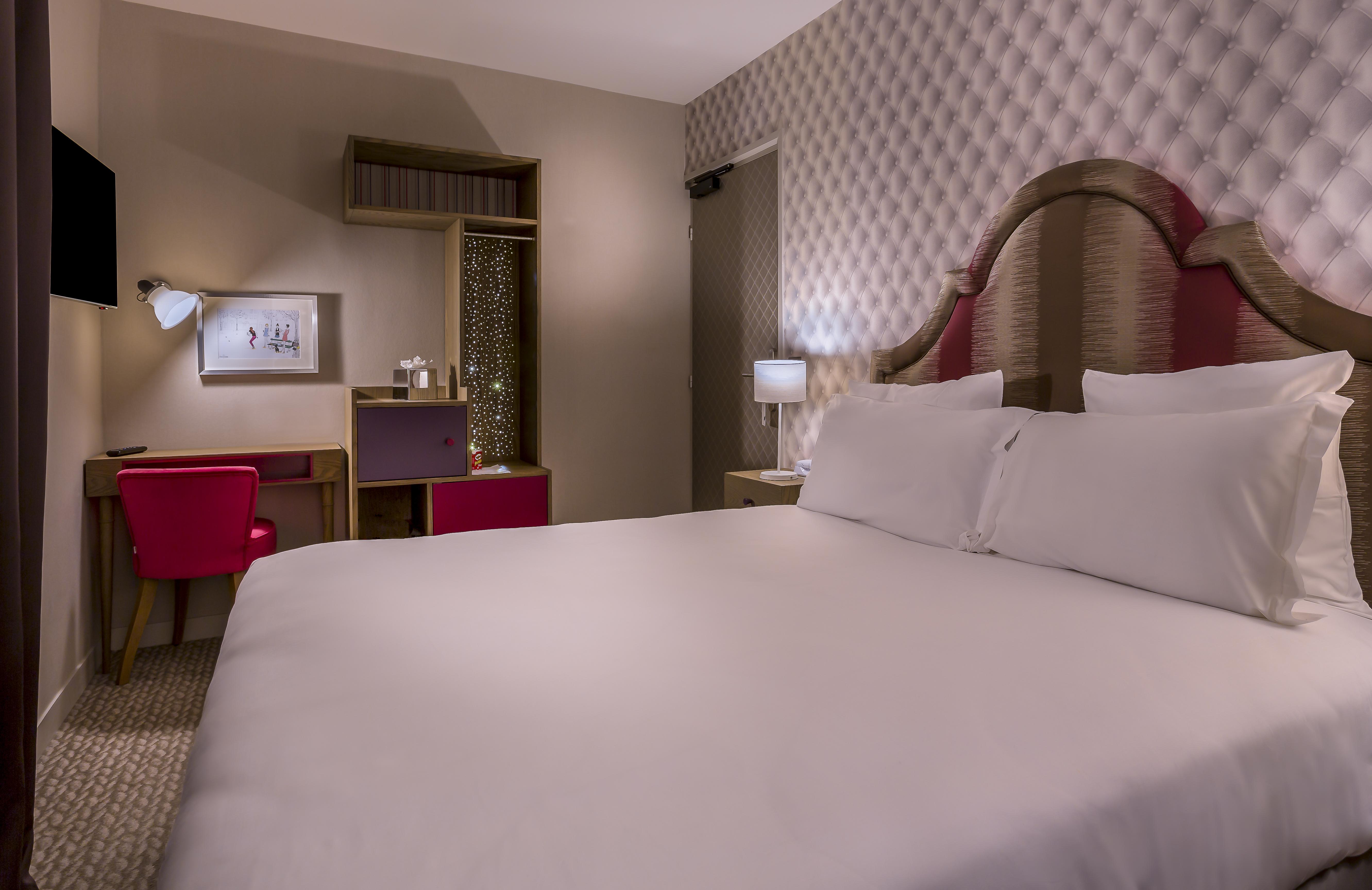 Hotel La Parizienne Bagian luar foto