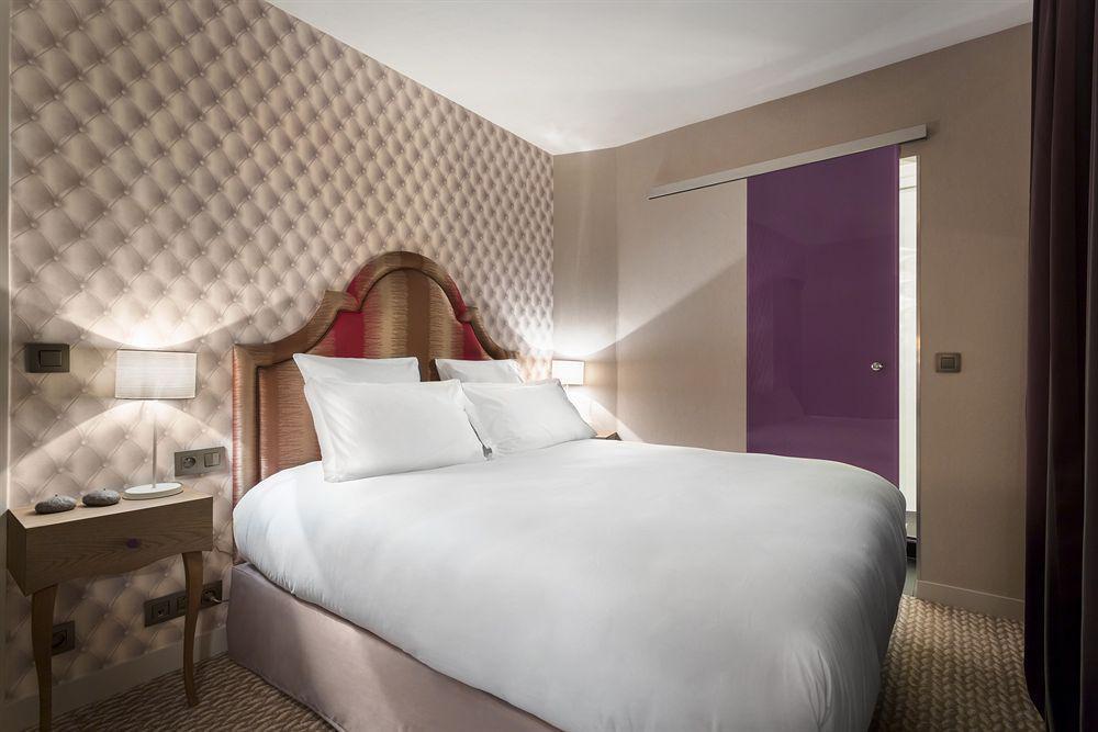 Hotel La Parizienne Bagian luar foto